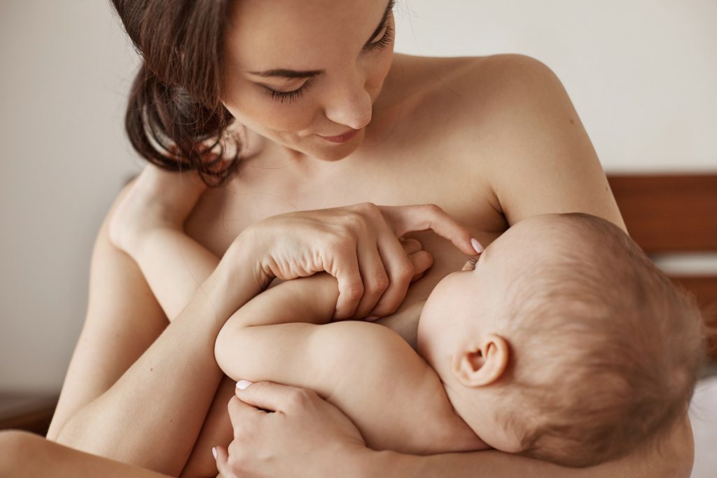 Read more about the article As mamas voltam ao normal após o parto?