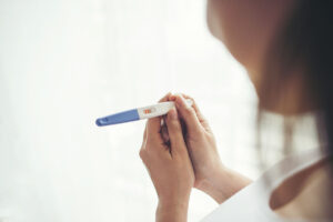 Read more about the article Exames e cuidados essenciais para ter antes de engravidar 